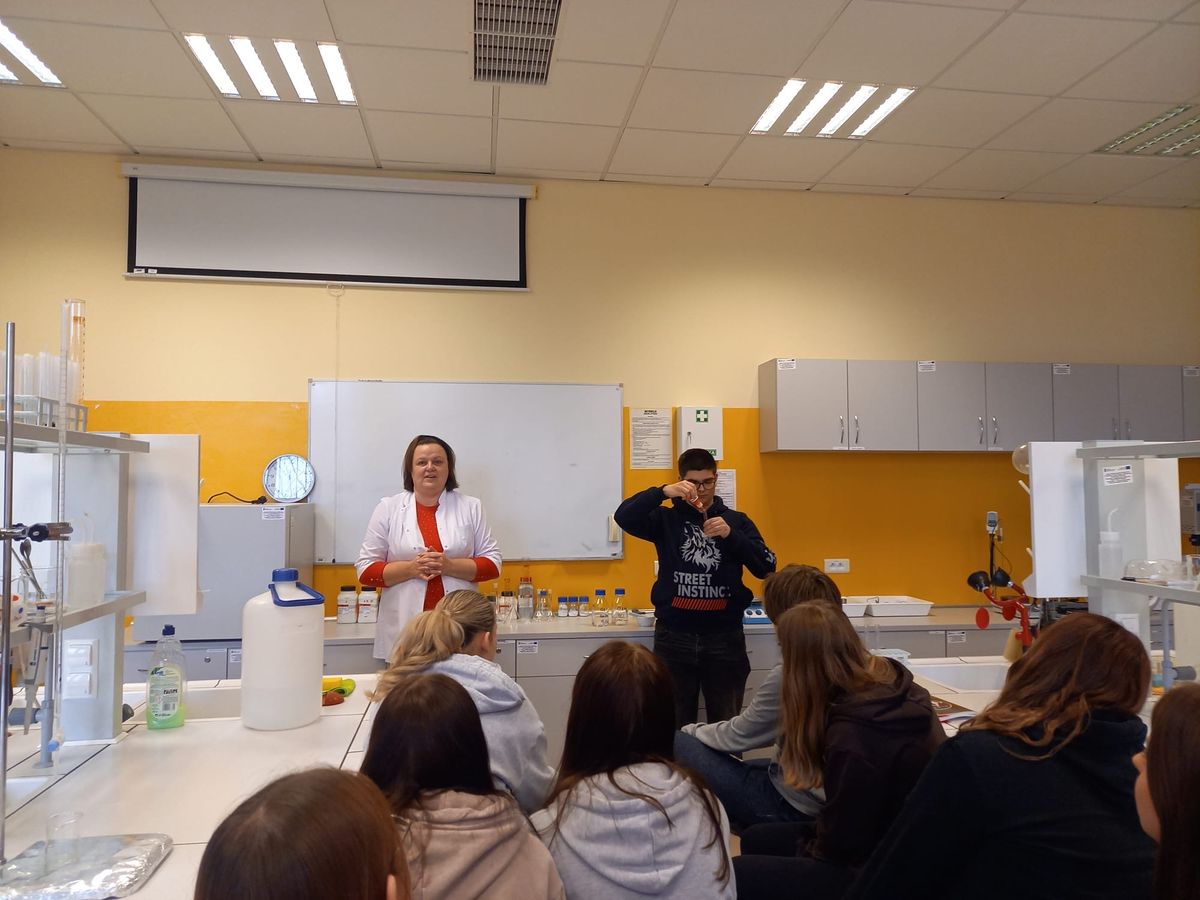 ABSOLWENCI 9 13 HP NA DNIU WARSZTATÓW I WYKŁADÓW OTWARTYCH W PANS W PRZEMYŚLU 6