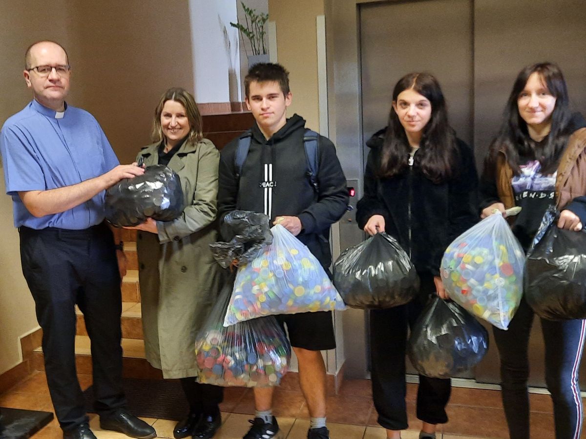 NAKRĘTKI DLA KOŁA HOSPICYJNO CHARYTATYWNEGO CARITAS W KROŚNIE 3
