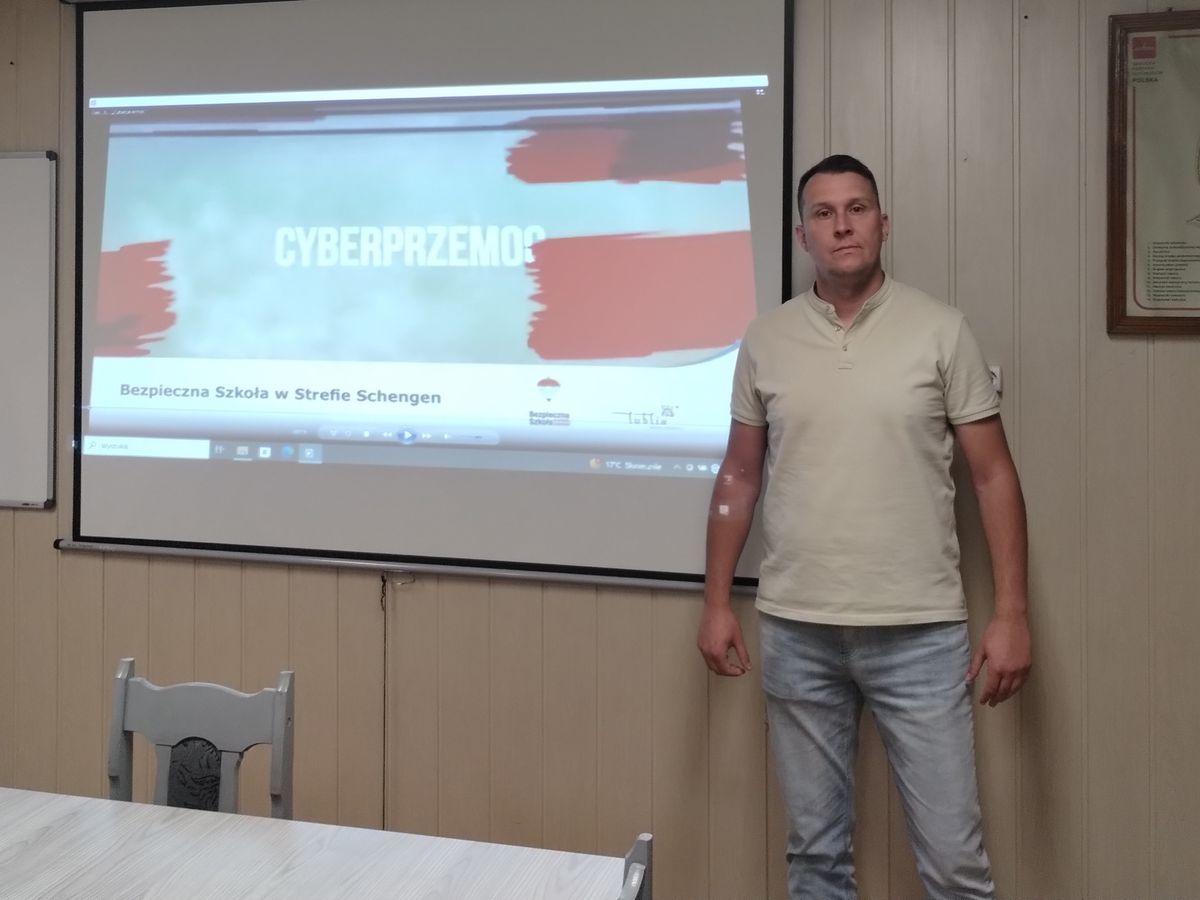CYBERPRZEMOCY MÓWIMY STOP ZAJĘCIA PODSUMOWUJĄCE W SANOCKIM HUFCU 2