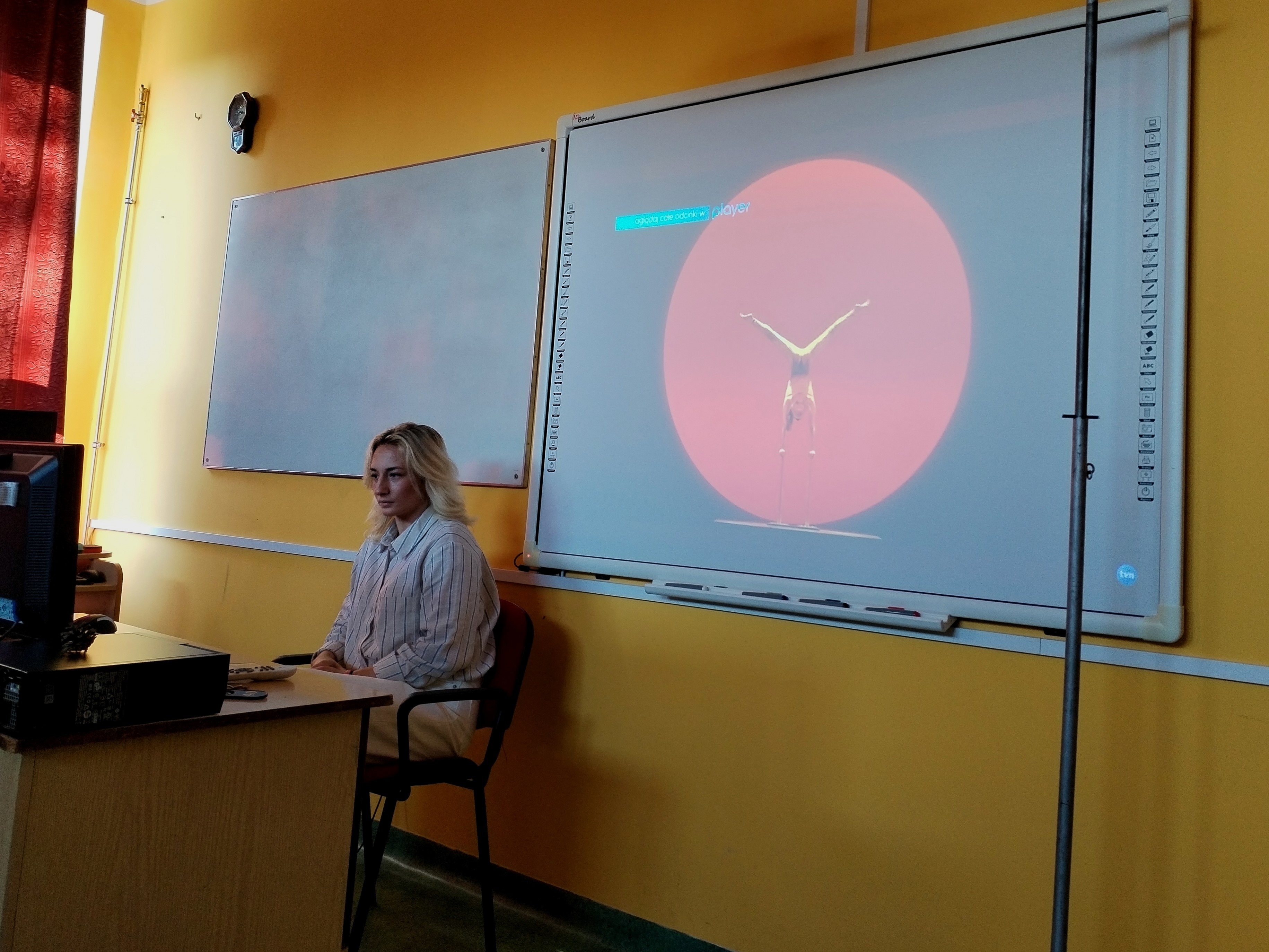 Zdj.5.Inspirujące spotkanie uczestników sanockiego Hufca z mistrzynią Konstancją Iwańczyk