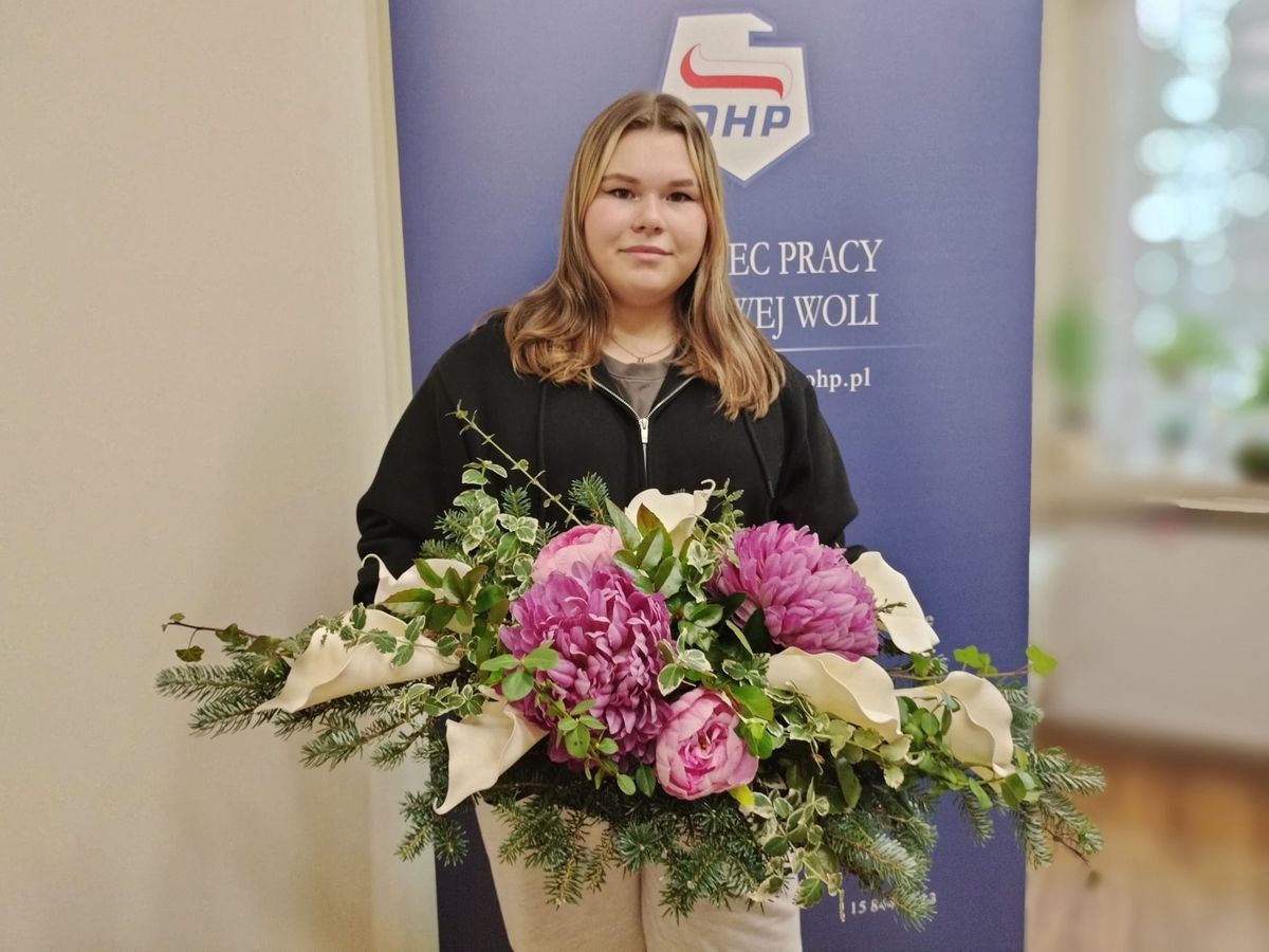 STALOWA WOLA PAMIĘĆ O ZMARŁYCH fot. 1