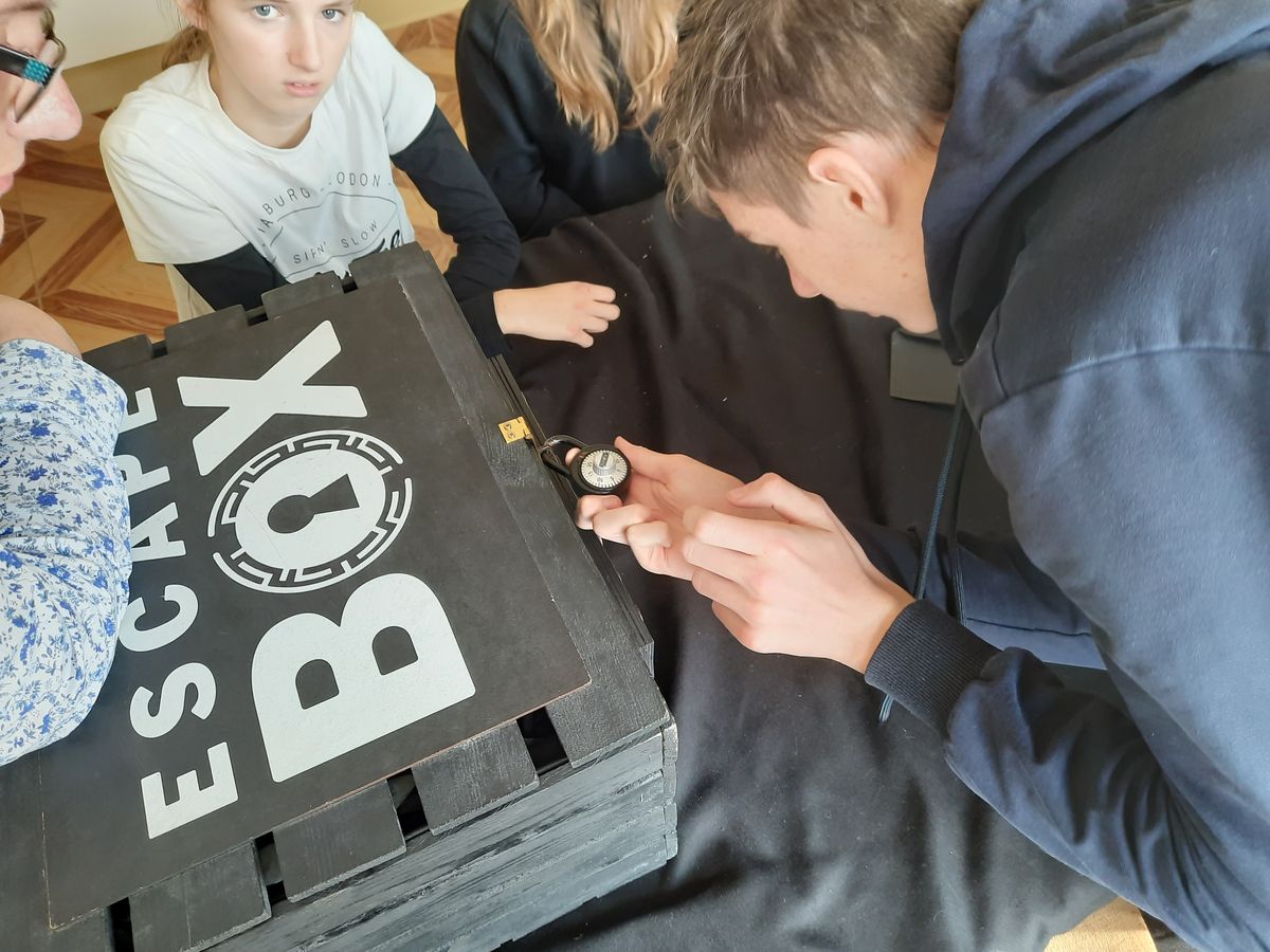 ESCAPE BOX 6