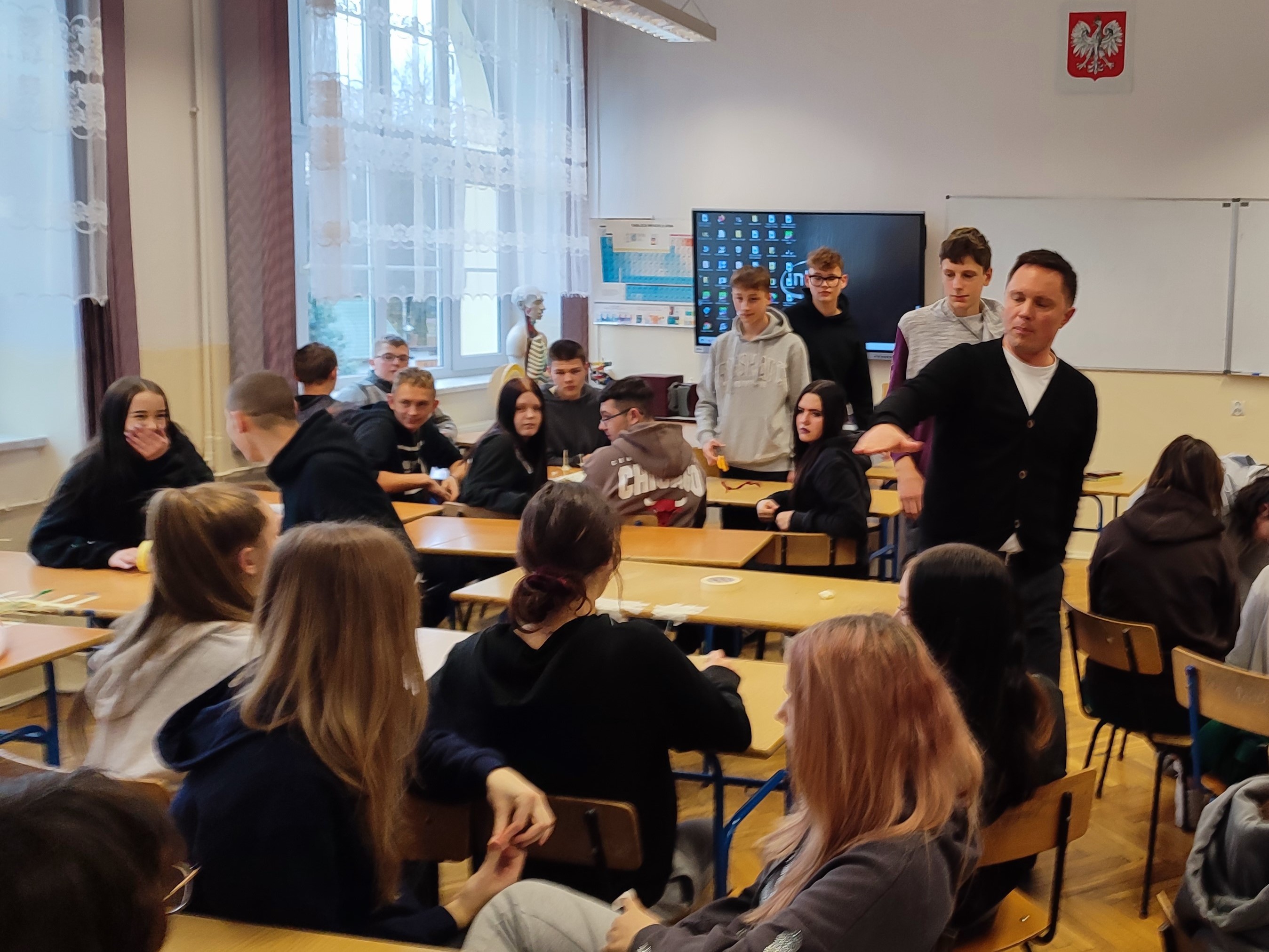  BĄDŹ ZMIANĄ KTÓRĄ PRAGNIESZ UJRZEĆ W ŚWIECIE MŁODZIEŻ Z 9 10 HP NA WARSZTATACH EDUKACYJNYCH 1 