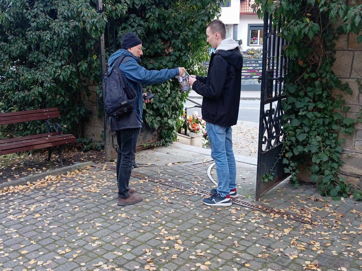 WSPÓLNA KWESTA UCZESTNIKÓW PRZEMYSKIEGO 9 13 HUFCA PRACY 3