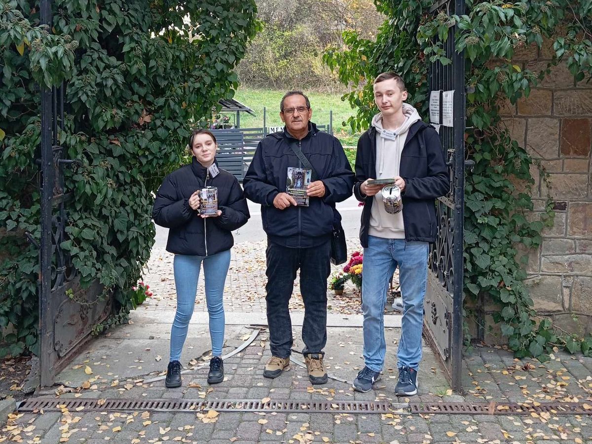 WSPÓLNA KWESTA UCZESTNIKÓW PRZEMYSKIEGO 9 13 HUFCA PRACY 4