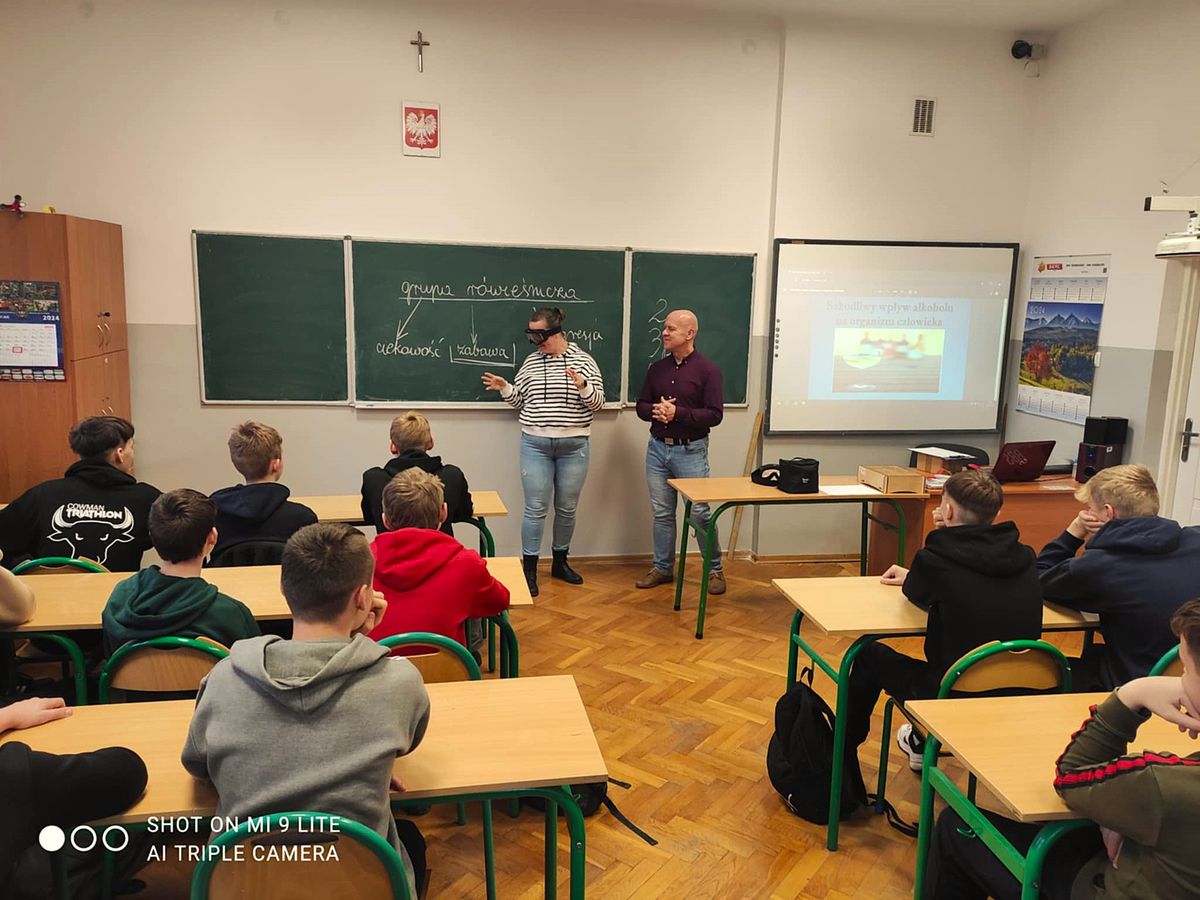ŚWIADOMI SZKODLIWOŚCI ALKOHOLU 3
