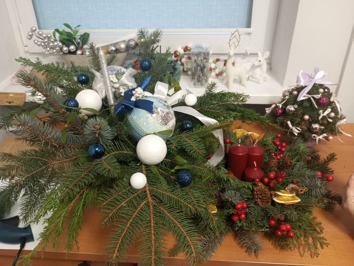 WARSZTATY TWORZENIA KOMPOZYCJI ŚWIĄTECZNYCH W CEIPM TARNOBRZEG 5