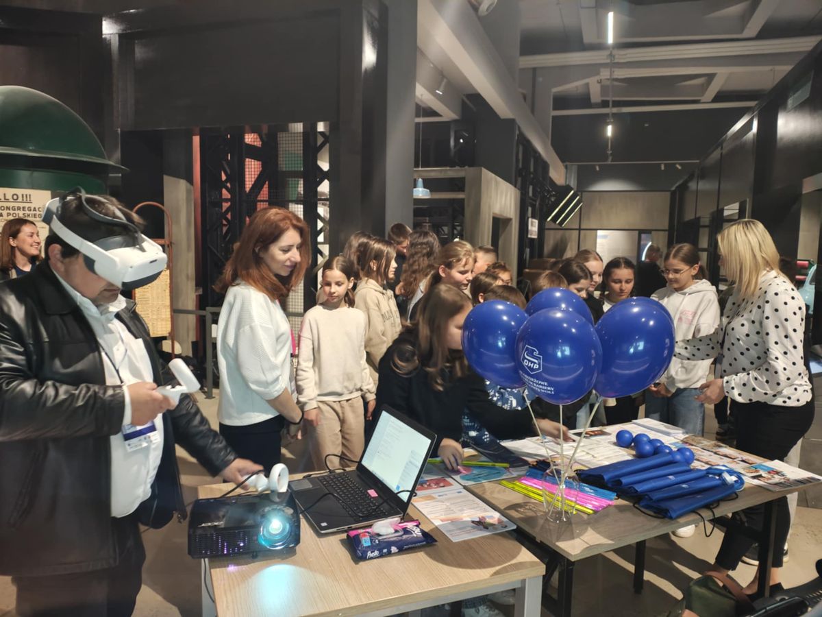 Technologie i możliwości rozwoju stalowowolskie jednostki OHP na Festiwalu Wynalazków w Muzeum COP 2