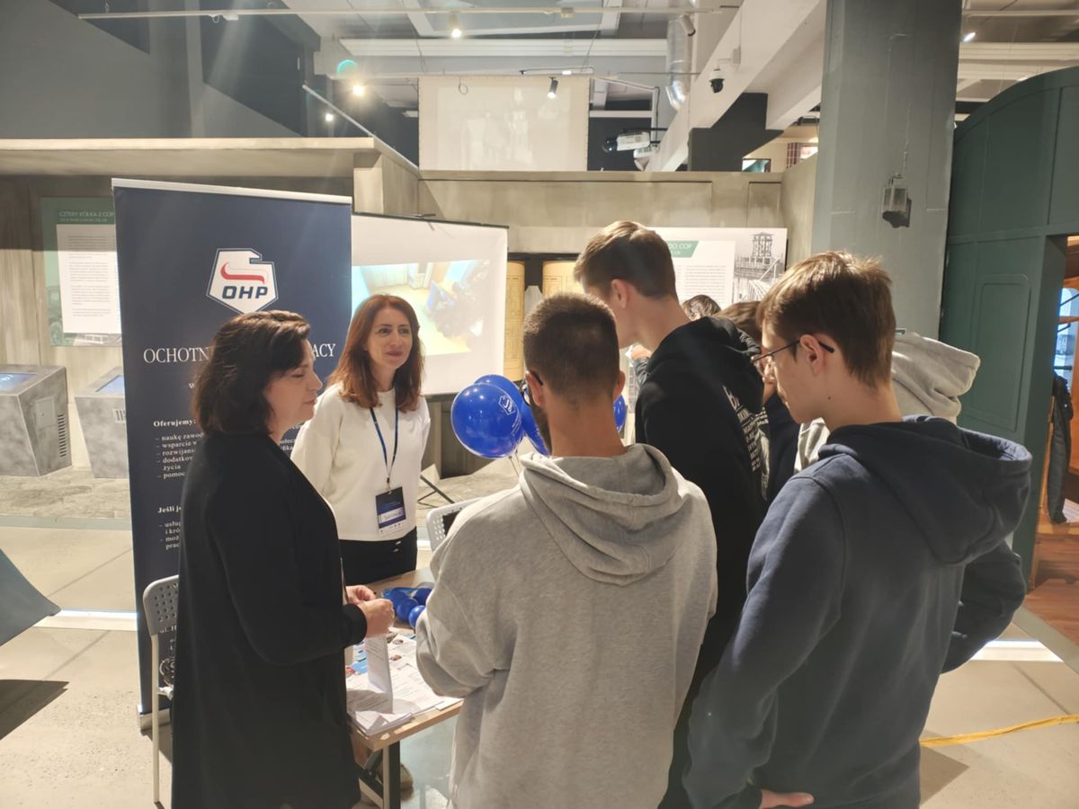 Technologie i możliwości rozwoju stalowowolskie jednostki OHP na Festiwalu Wynalazków w Muzeum COP 4