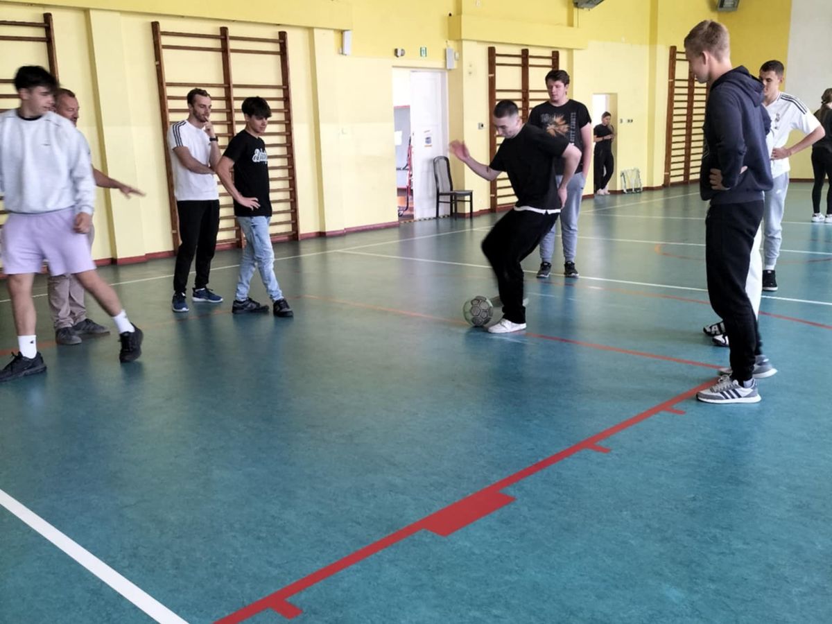 Festyn sportowy w Dębicy z okazji powstania OHP 1