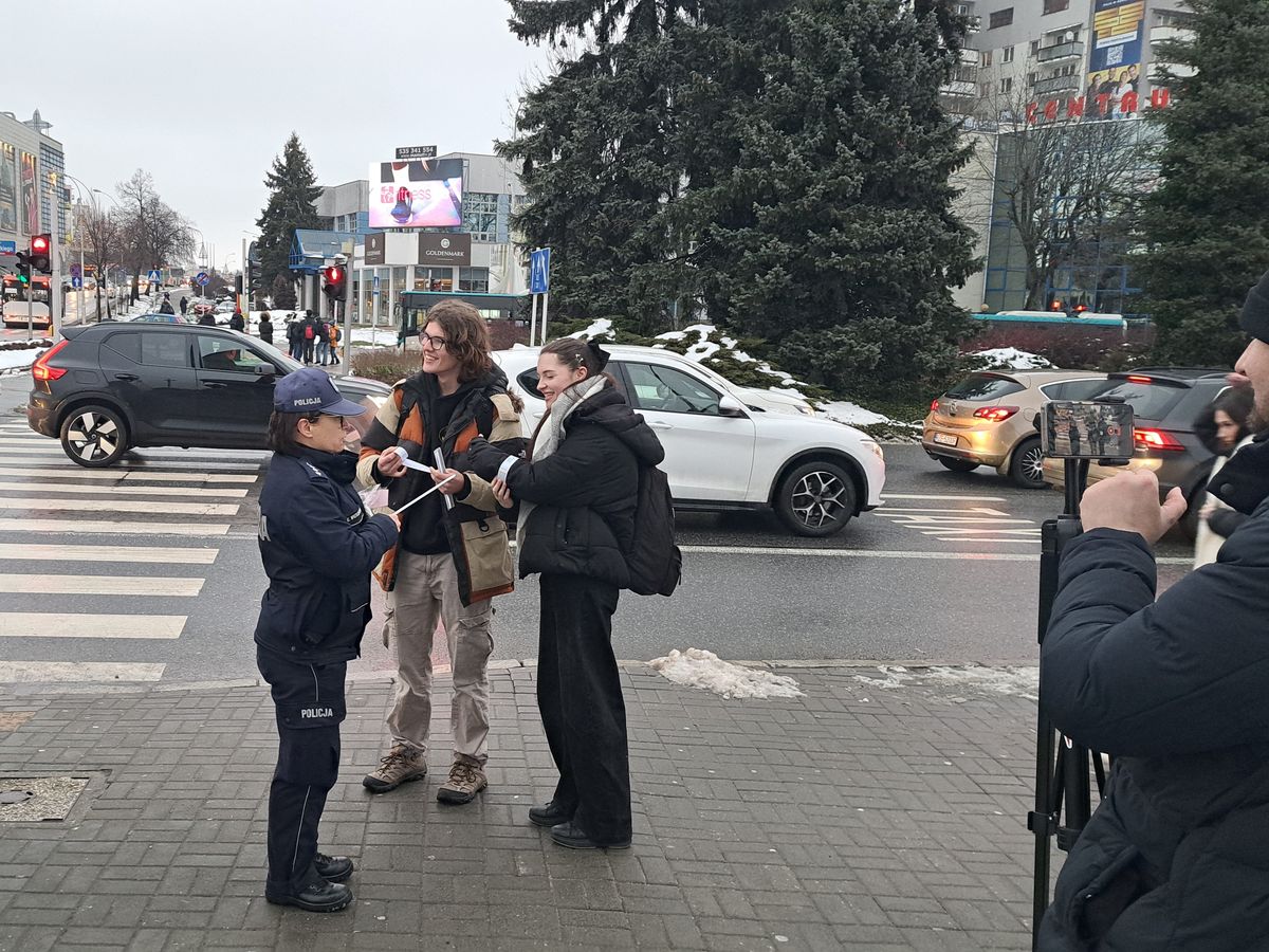 KAMPANIA WIDOCZNIWMROKU NA ULICACH RZESZOWA 2