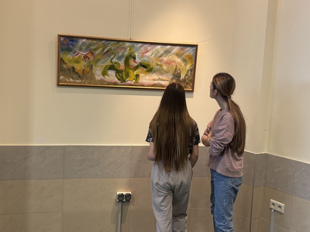 ZWIEDZANIE WYSTAWY ARTYSTYCZNEJ W RCKP W KROŚNIE 3