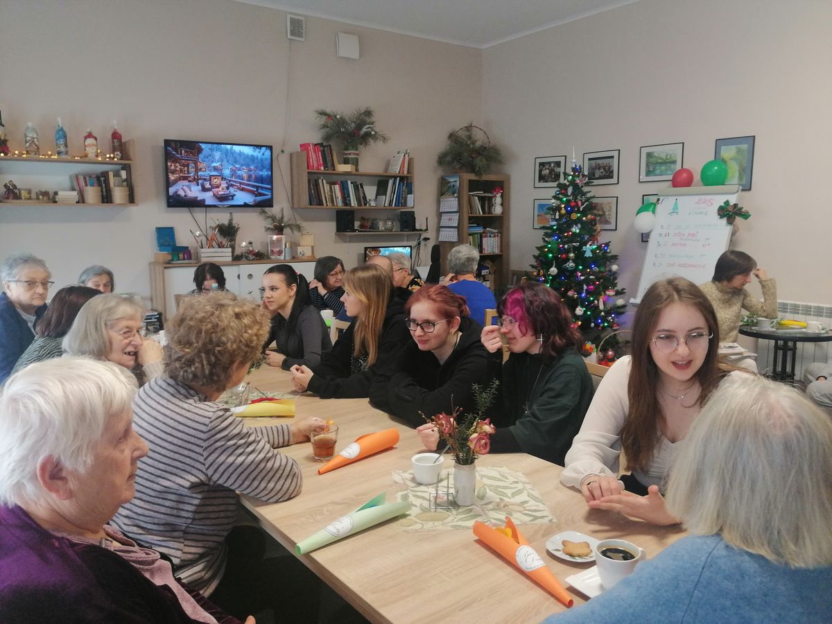 DZIEŃ BABCI I DZIADKA W JAROSŁAWSKIM HUFCU PRACY 1