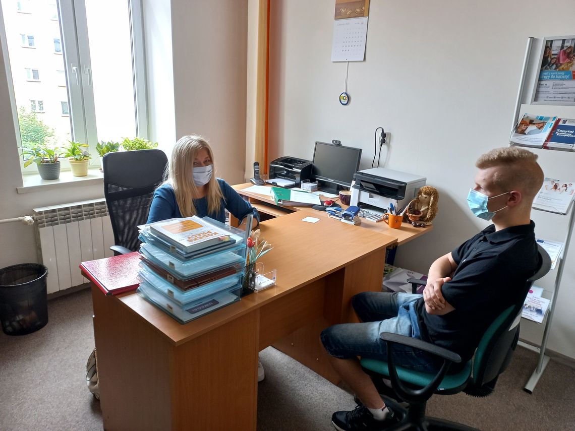 GIEŁDY PRACY W MŁODZIEŻOWYM CENTRUM KARIERY W SANOKU 2