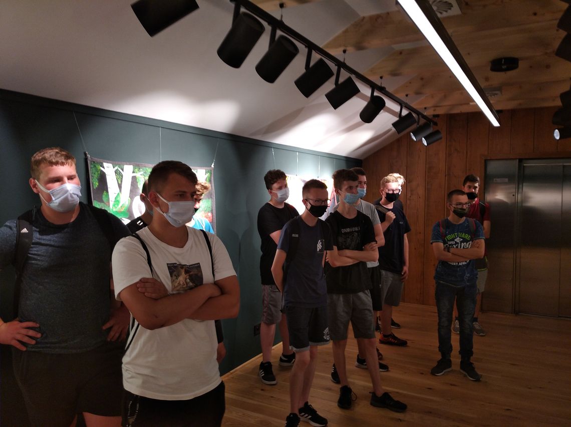 POZNAJEMY LOKALNĄ HISTORIĘ 3