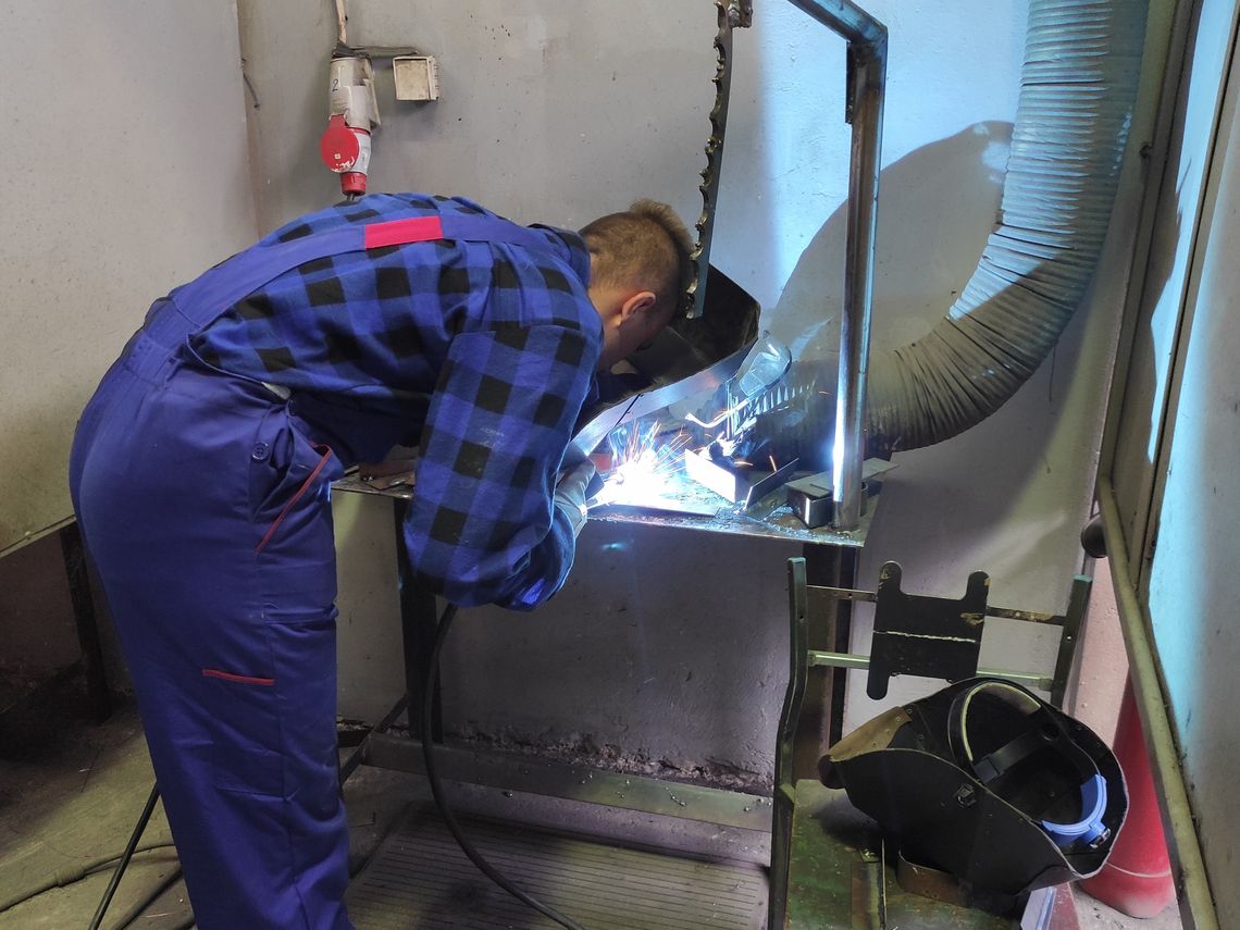 WAKACYJNY KURS ZAWODOWY UCZESTNIKÓW 9 9 HP KROSNO 2