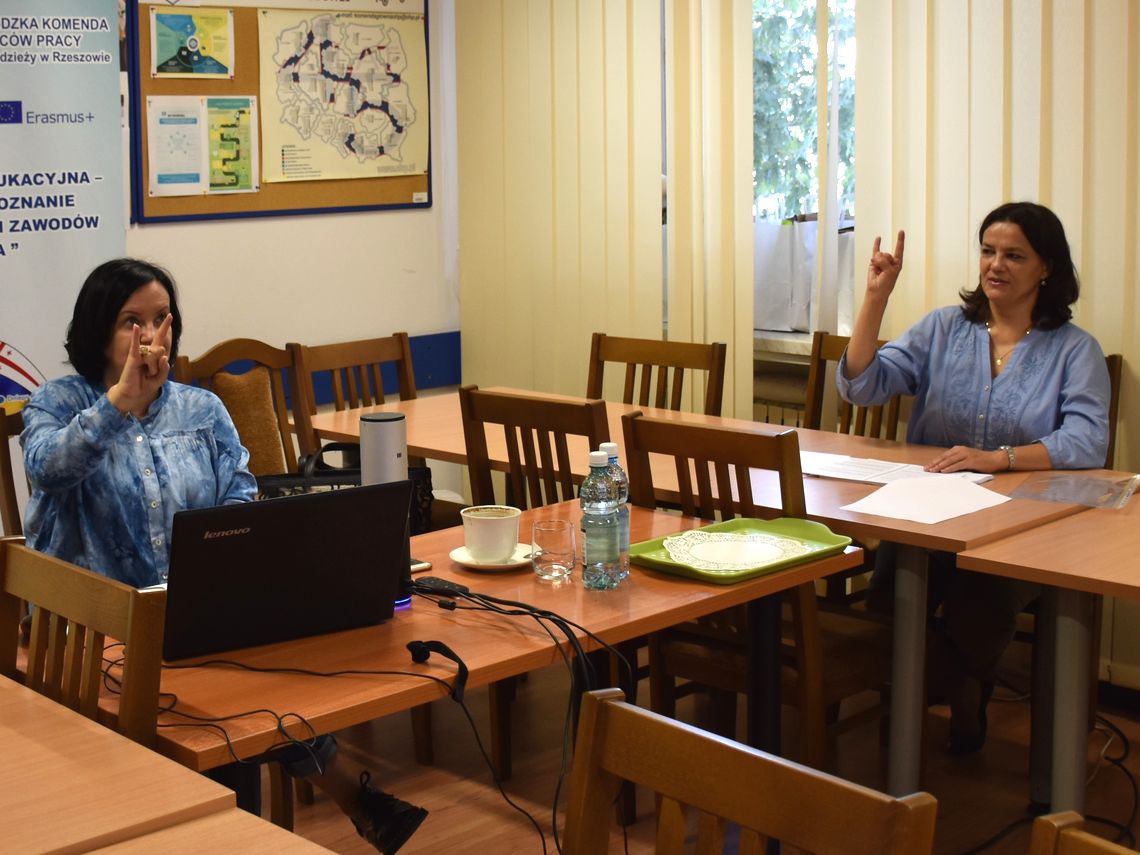 2. Kurs języka migowego dla pracowników Podkarpackiej WK 