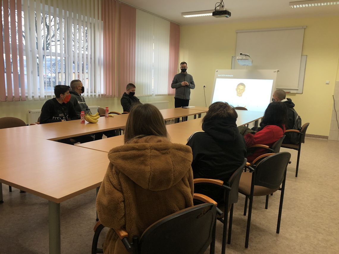 PODSTĘPNE WZW KOLEJNE ZAJĘCIA PROFILAKTYCZNE W OŚRODKU SZKOLENIA I WYCHOWANIA W IWONICZU 2