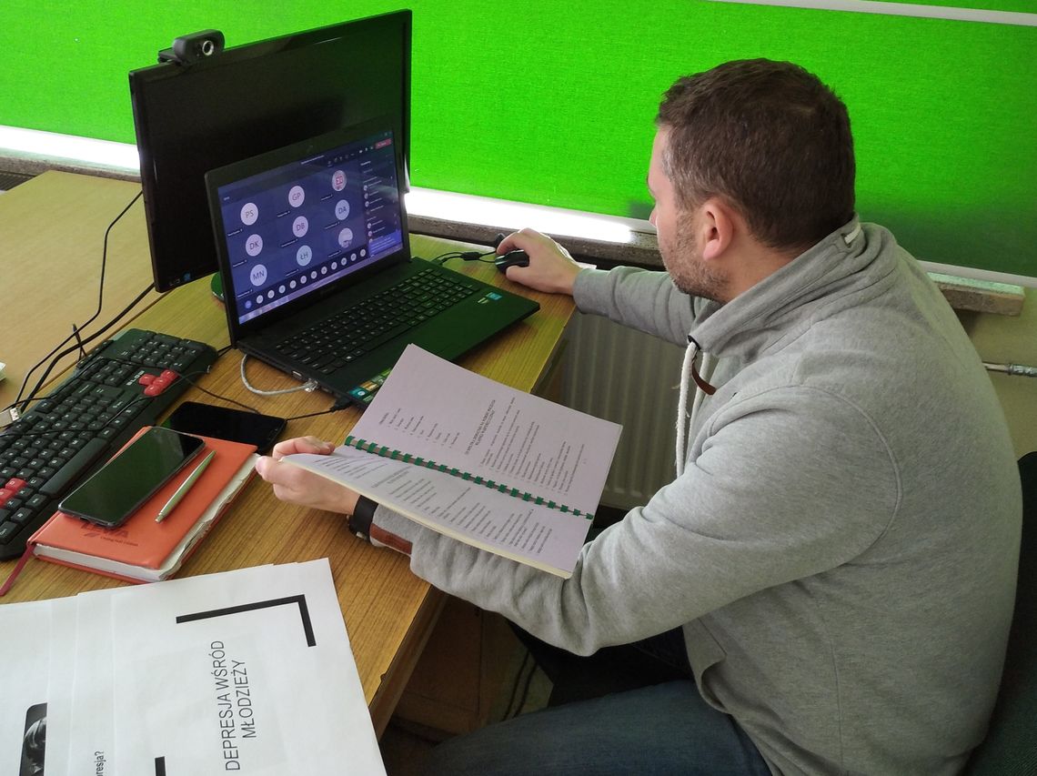 DOBRE SŁOWO W 9 9 HUFIEC PRACY KROSNO 1