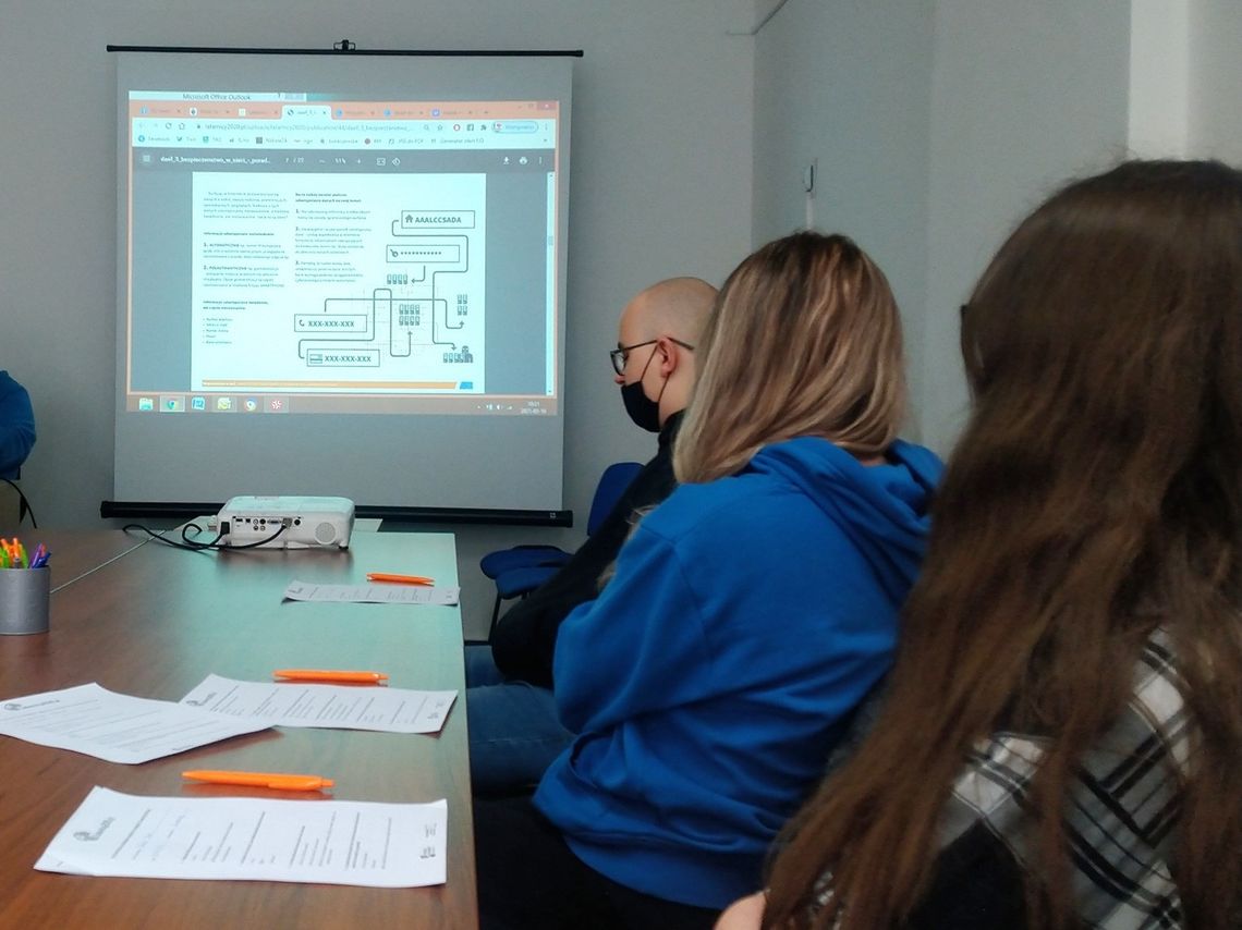 PROJEKT LATARNICY POLSKI CYFROWEJ W TARNOBRZEGU I STALOWEJ WOLI.5