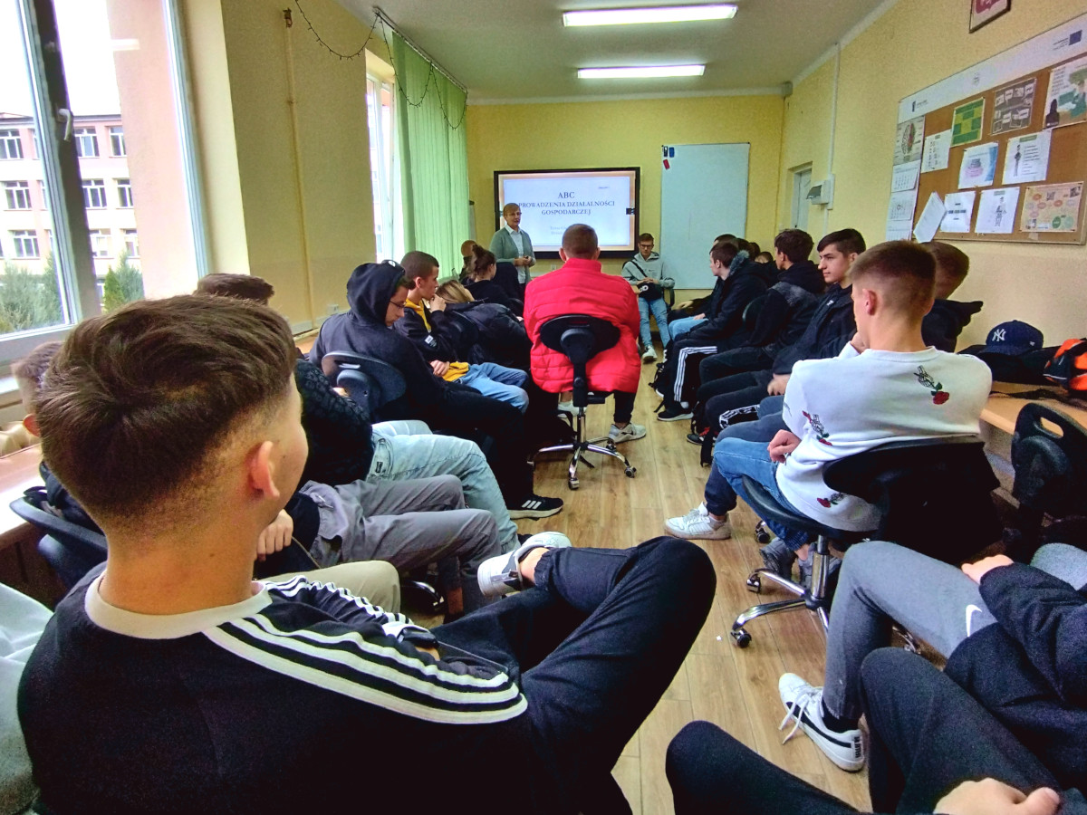 Augustów: ABC prowadzenia działalności gospodarczej - "Jak zostać przedsiębiorcą"