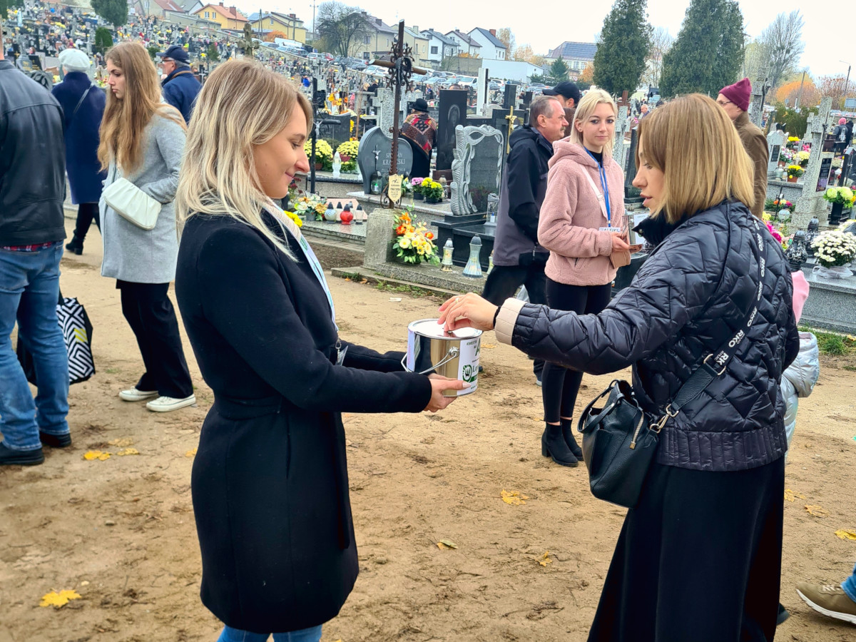 Grajewo: 9 Kwesta pod hasłem Alejki Cmentarza