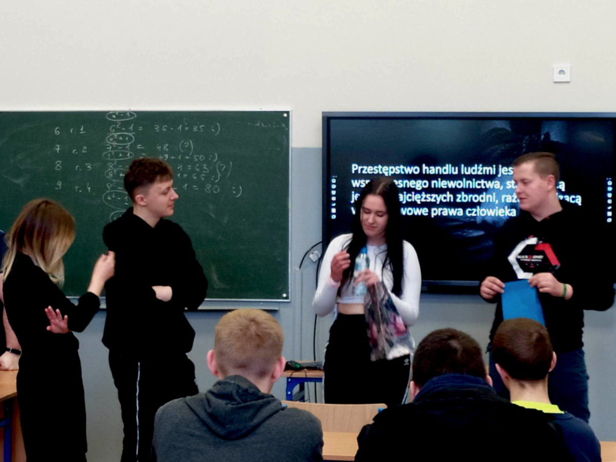 Zambrów: Handel ludźmi – jak się ustrzec
