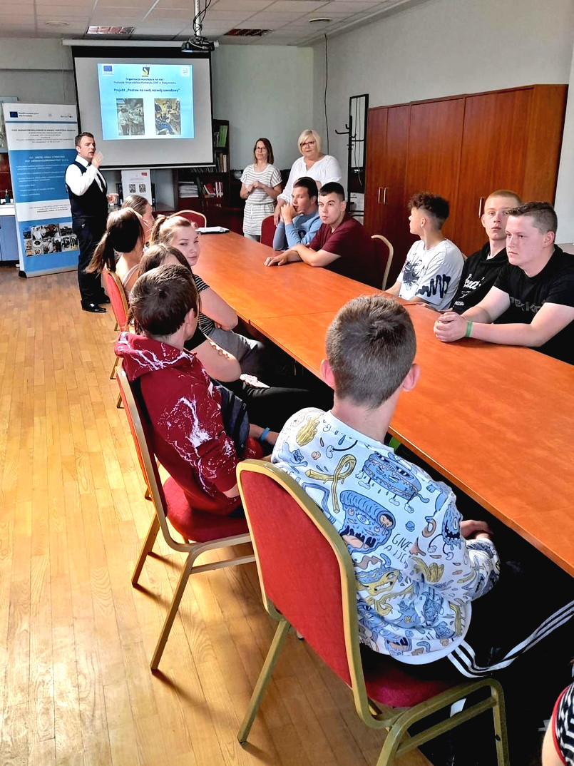 Zambrów: Podsumowanie stażu zagranicznego „Postaw na swój rozwój zawodowy”